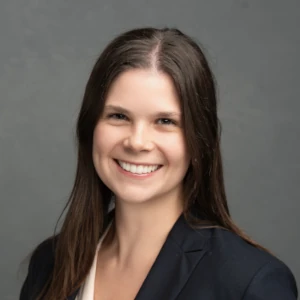 Caitlyn-Pennell-headshot